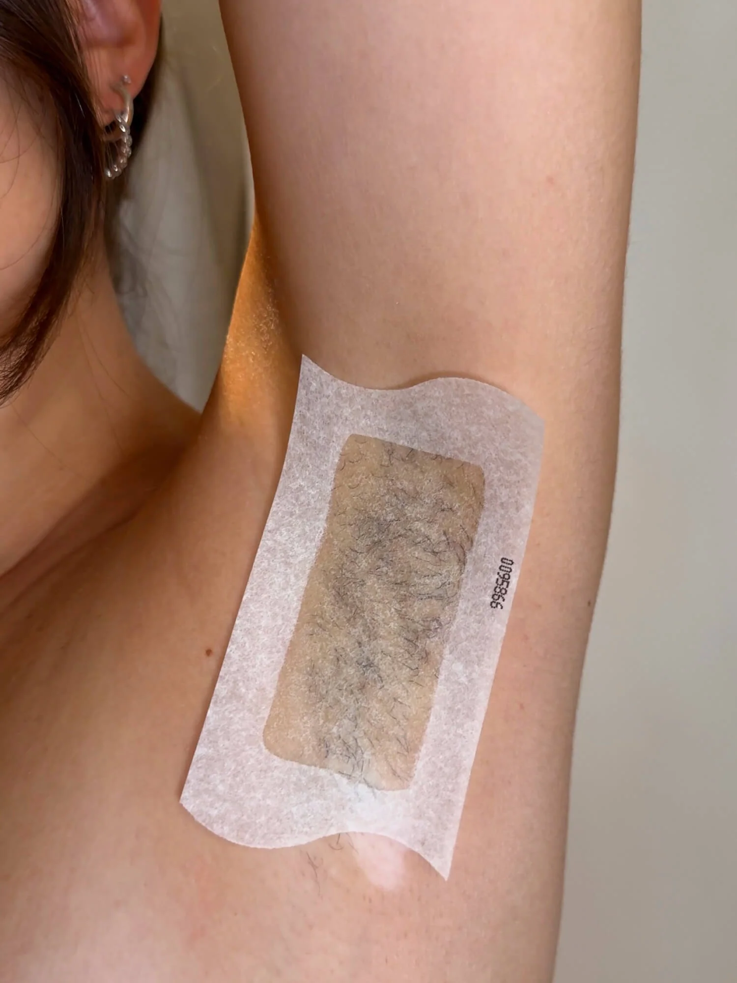 The Vegan Bikini & Underarm Wax Kit - Image 4